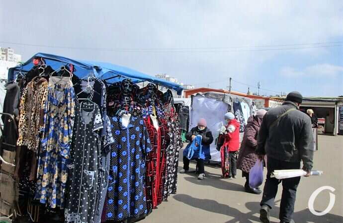 Привоз, локдаун, халаты