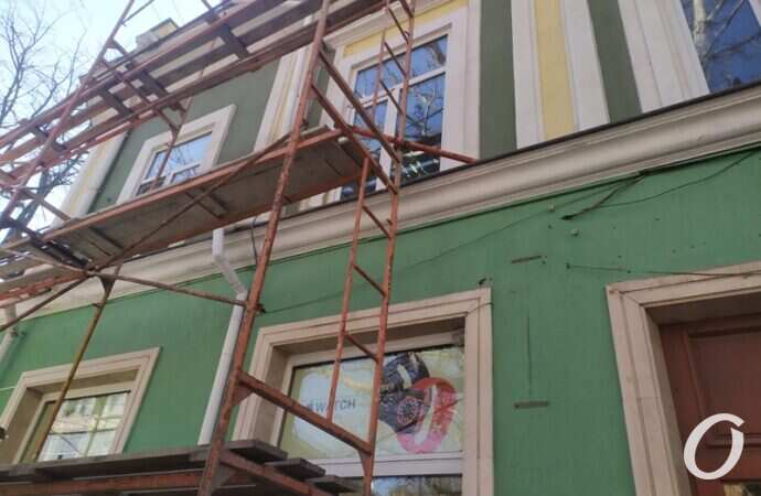 дом Вагнера, окна