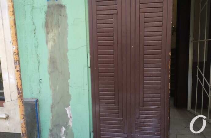 дом Вагнера, двери