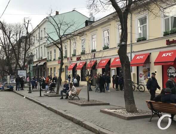 красная зона в Одессе, Дерибасовская4