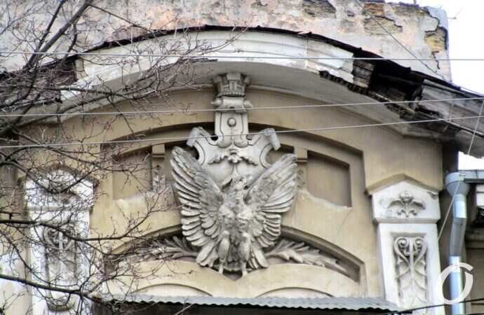 Улица Гаванная, лепнина