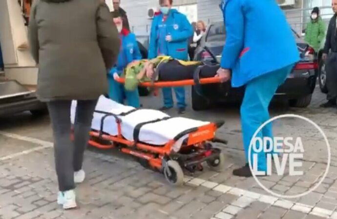 В Одессе мужчина выпал с 23-го этажа и остался живым (видео)