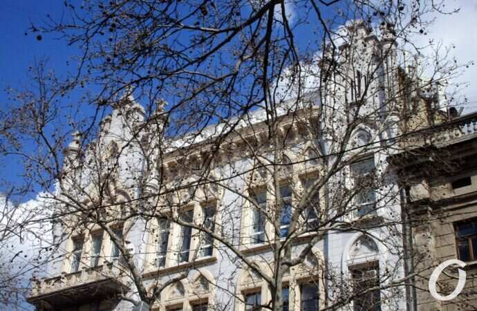 Екатерининская, старый дом