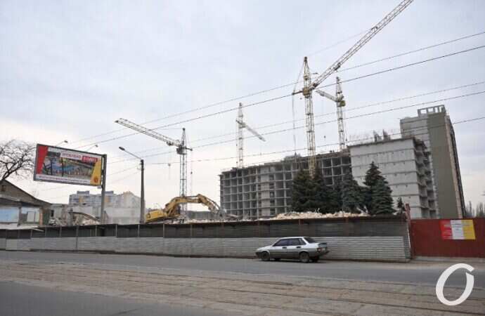 стройка на Прохоровской, авто