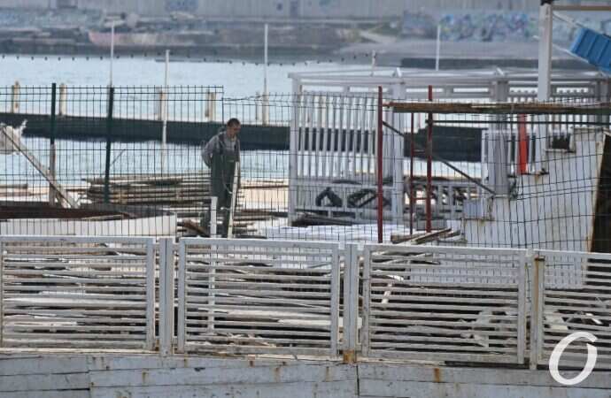 Аркадия, демонтаж, настил