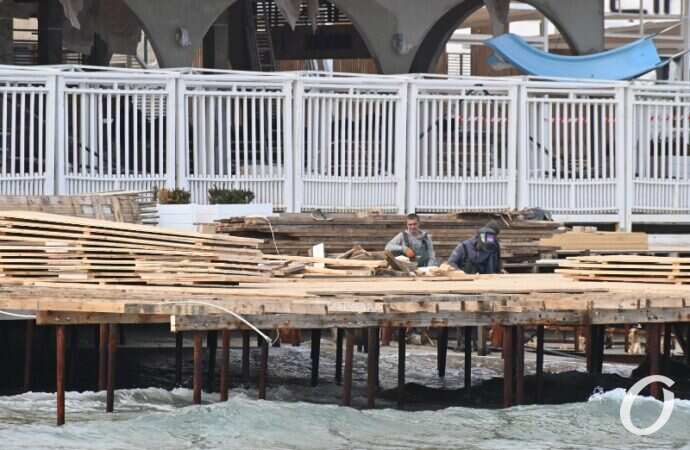 Аркадия, демонтаж, рабочие