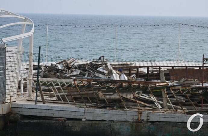 Аркадия, демонтаж, у моря