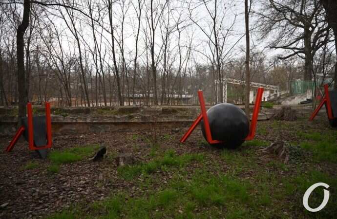 Зеленый театр, инсталляция