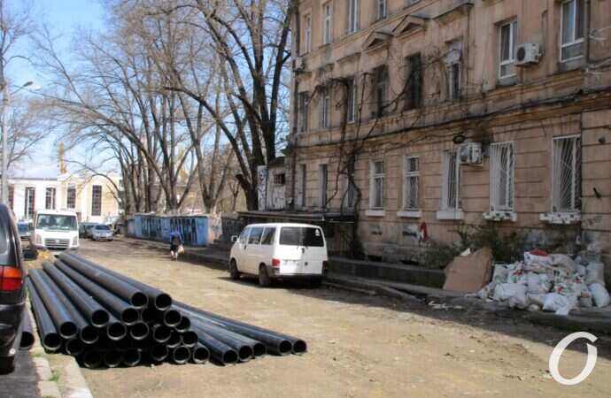 Деволановский спуск, начало ремонта, трубы2