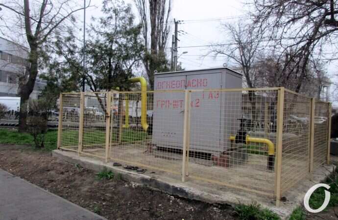 Алексеевский сквер, газ