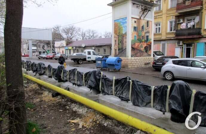 Алексеевский сквер, ограда2