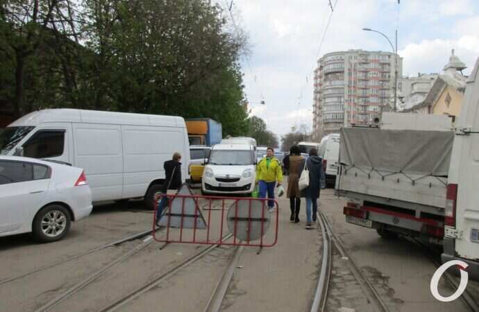 капремонт бурлящего квартала, прохожие