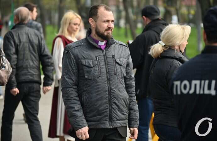 реконструкция в одесском сквере14