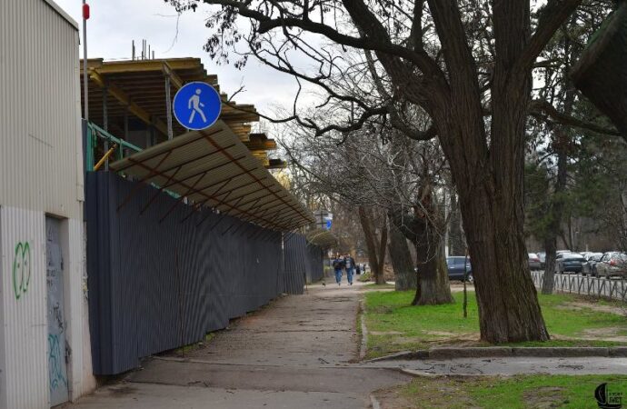 стройка на Лидерсовском бульваре6