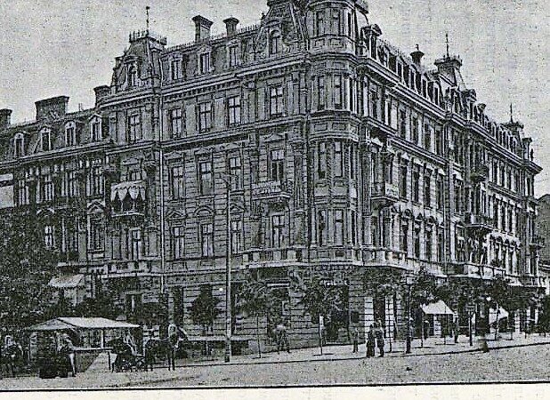 Старая Одесса, дом в центре