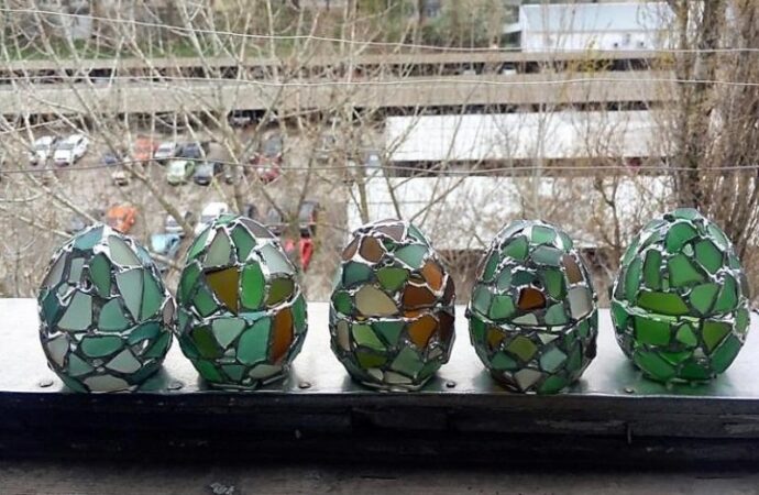 Одесская мастерица творит пасхальные чудеса из стекла (фото)
