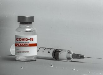 В страны ЕС будут пускать привитых вакциной CoronaVac