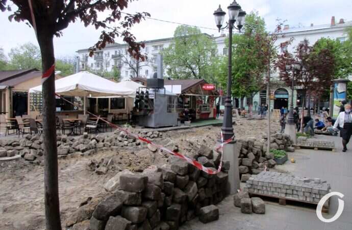 Красный переулок, благоустройство территории