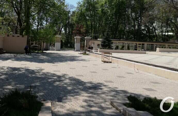 Летний театр, входа