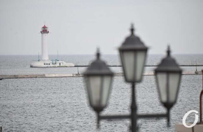 Одесский Морвокзал, фонарь, маяк