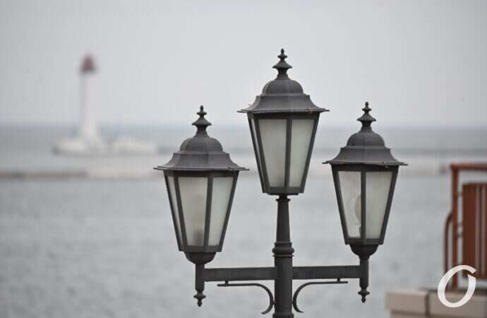 Одесский Морвокзал, маяк, фонарь