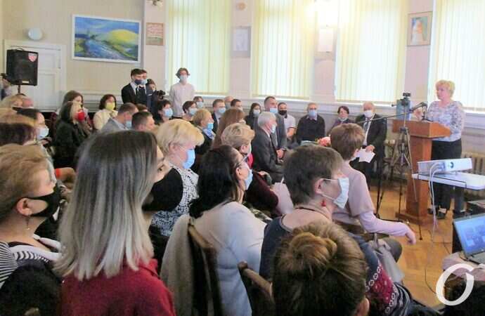 Колледж связи, презентация книги24