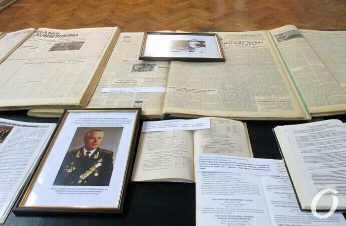 Колледж связи, презентация книги3