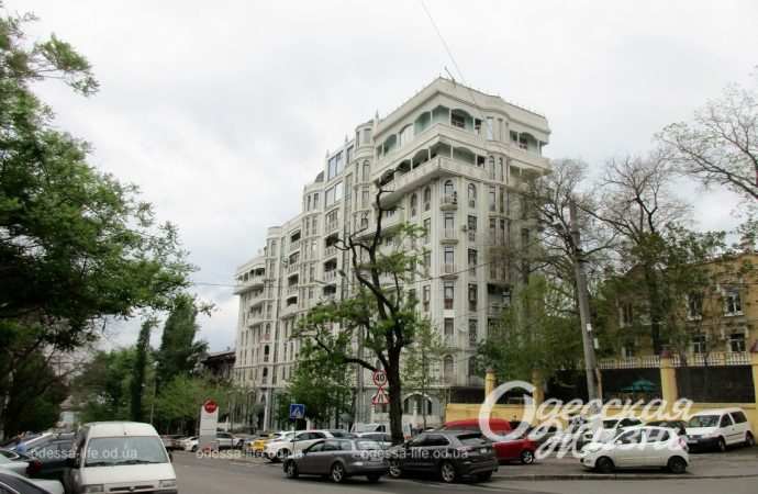 Улица Иностранной коллегии и спуск Жанны Лябурб в Одессе: почему их переименовали