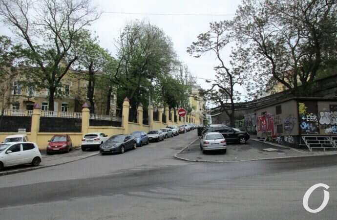 Военный спуск, дорога, авто