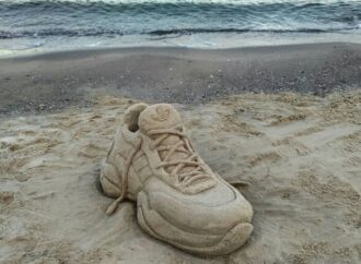 На одесском пляже появился необычный «арт-объект» (фото)