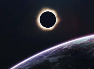 Как на нас влияют затмения Луны и Солнца: как вести себя до 10 июня?