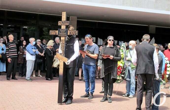 похороны Николая Завгороднего, крест