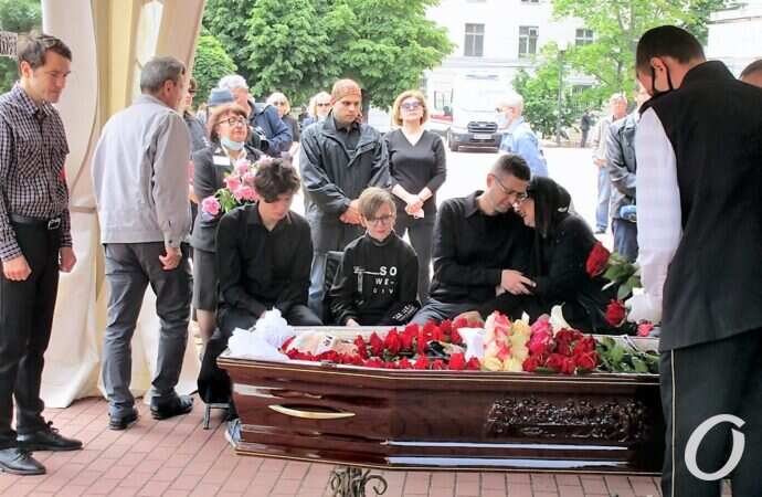 похороны Николая Завгороднего, у гроба2