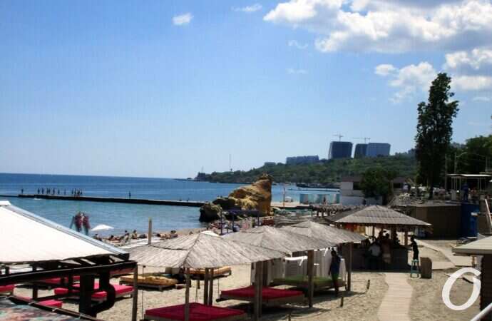 пляжи Одессы в июне, 18