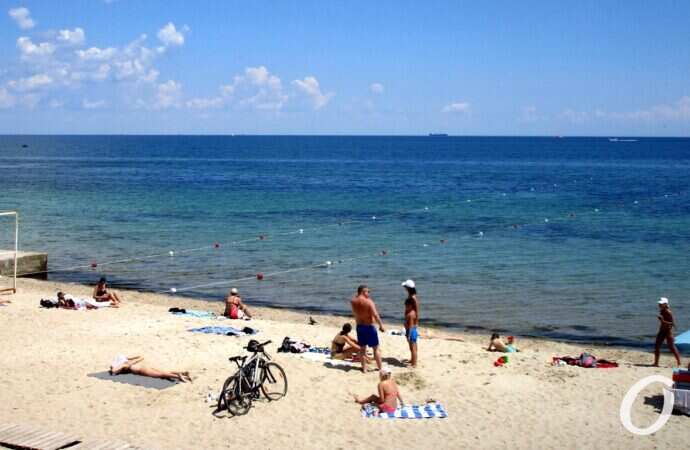 пляжи Одессы в июне, 25