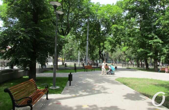 Алексеевский сквер17