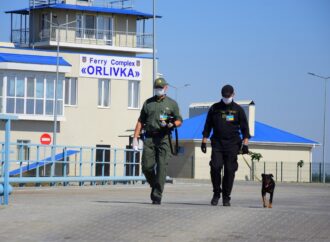 Одесские пограничники задержали преступника-путешественника