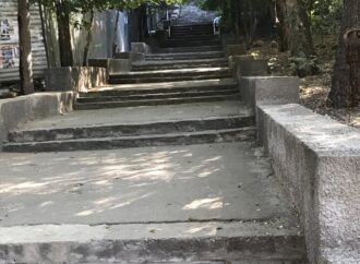 В Одессе реконструируют Курсантскую и Градоначальницкую лестницы