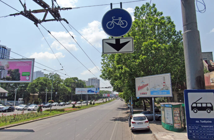 Велодорожка на Люстдорфской дороге в Одессе: достижение или провал?