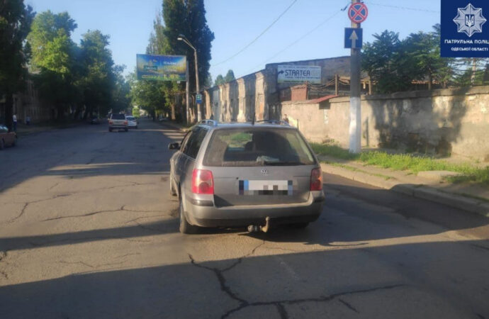В Одессе водитель Volkswagen сбил на переходе старушку: образовалась огромная пробка