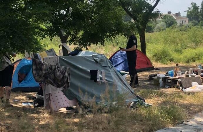 туристы-дикари в Лузановке