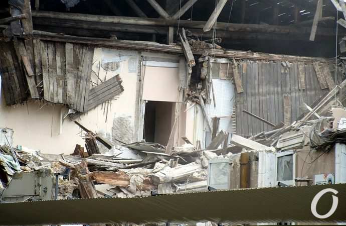 снос дома на Базарной6