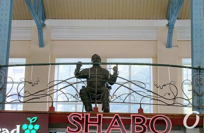 Новый рынок, скульптуры4