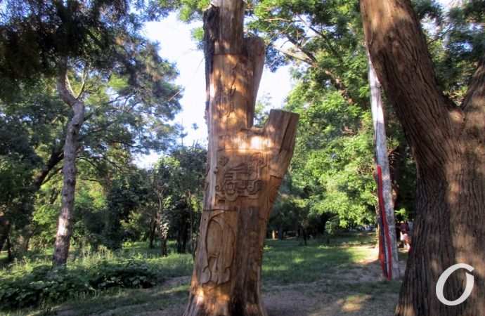 Деревянный креатив, по дороге на Ланжерон6