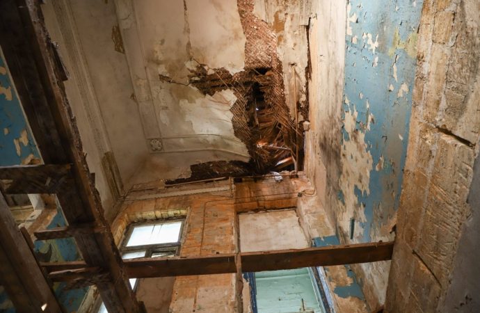 дом Гоголя внутри