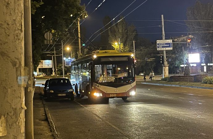 парковка на велополосе 1