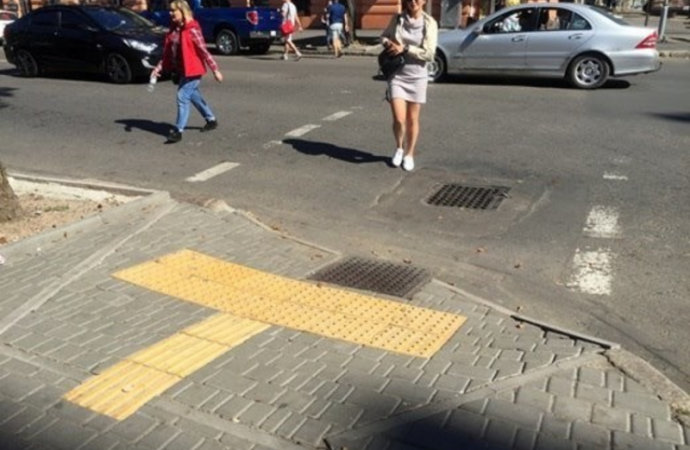 В центре Одессы хотят установить 3 пандуса и обновить пешеходные зоны