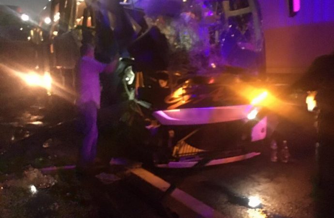 В Одесской области пассажирский автобус налетел на зерновоз – есть жертвы