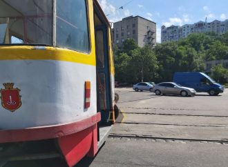 В Одессе временно не ходят два трамвая – какие и почему?