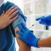 В Украине могут ослабить карантин для тех, кто получил вакцину
